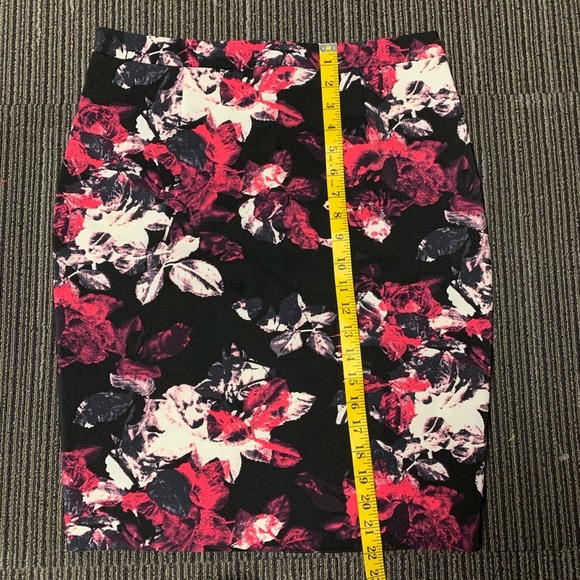 Cleo skirt - Picture 3 of 4